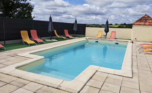 House in Saint-Meard-de-Drone, Nouvelle-Aquitaine, France 1
