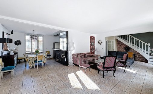 House in Charentonneau, Maisons-Alfort, France 1