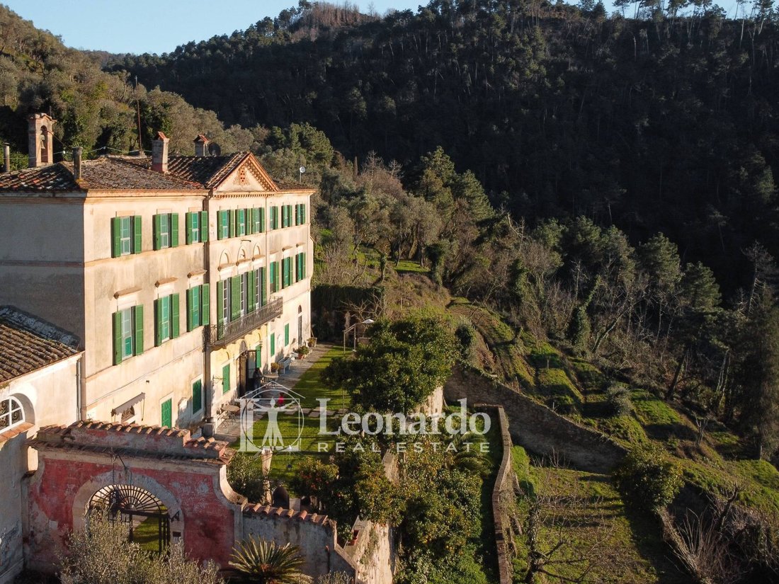 Villa in Camaiore, Tuscany, Italy 1 - 17314995
