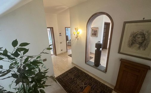 Villa a Zona Ospedale, Empoli, Toscana 1