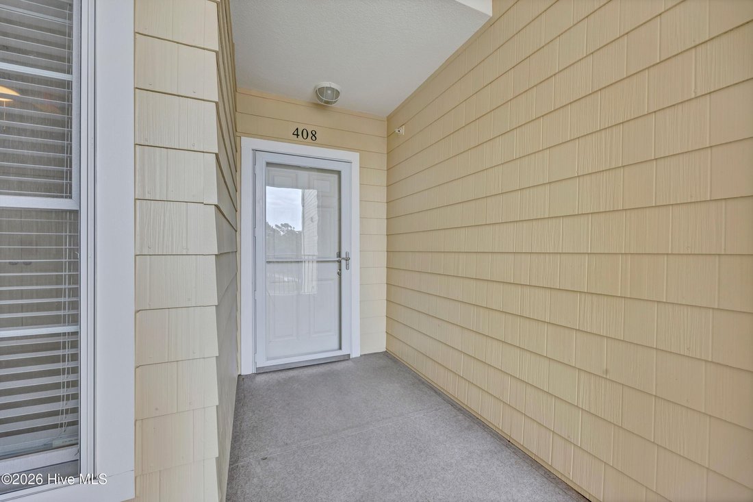 Condo in Ocean Isle Beach, North Carolina, United States 3 - 17310233