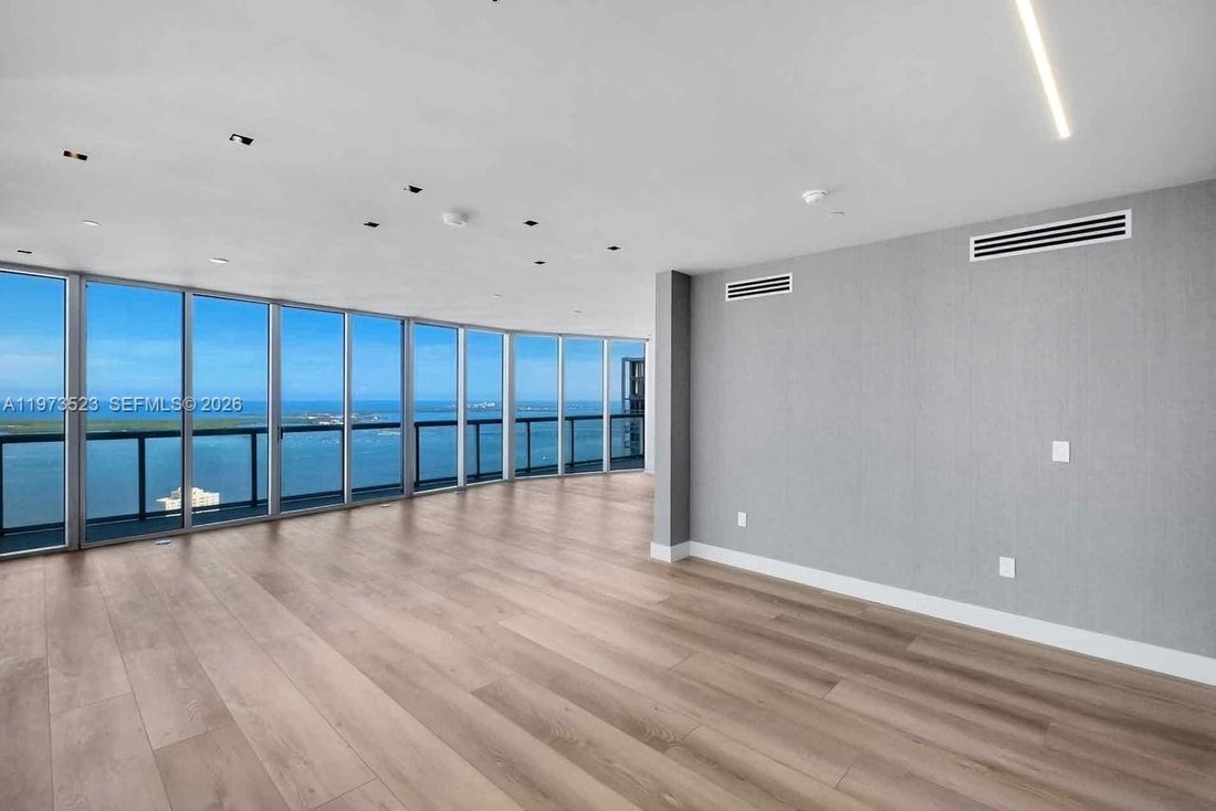 Condo in Miami, Florida, United States 4 - 17319270