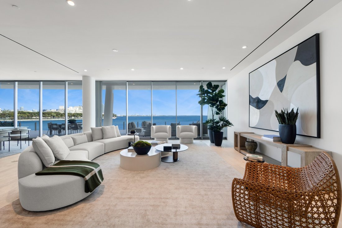 Condo in Miami, Florida, United States 5 - 17317270