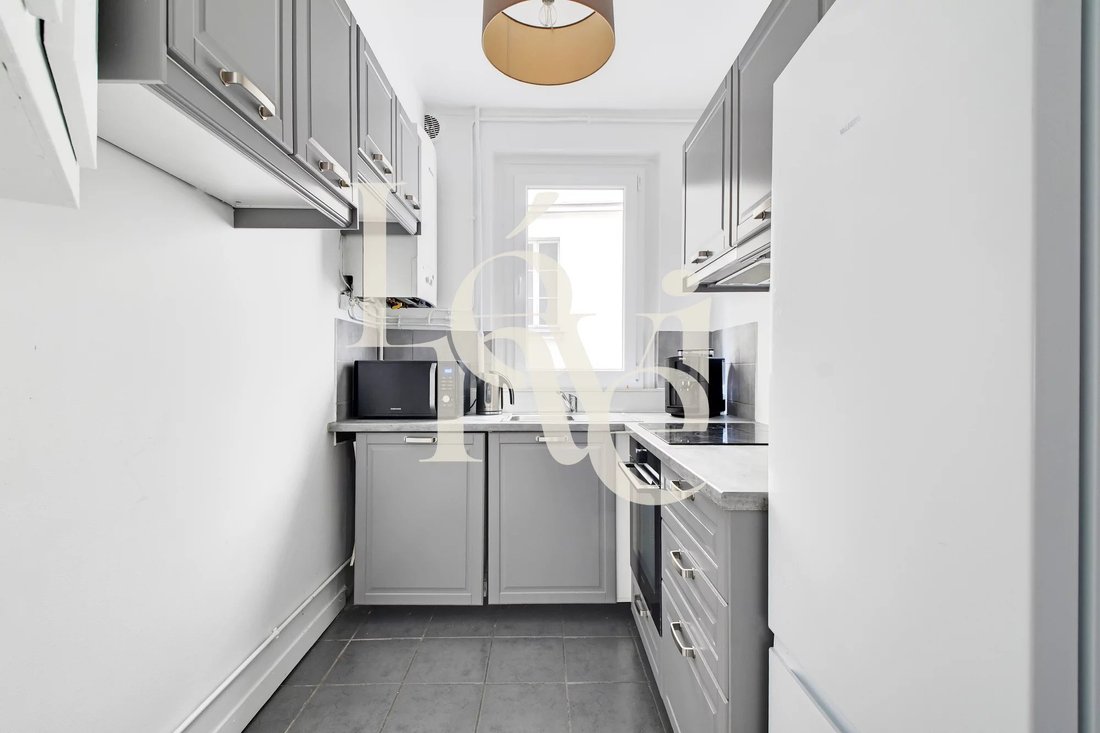 Apartment in Pereire-Malesherbes, Paris 17e Arrondissement, Paris 4 - 17317730