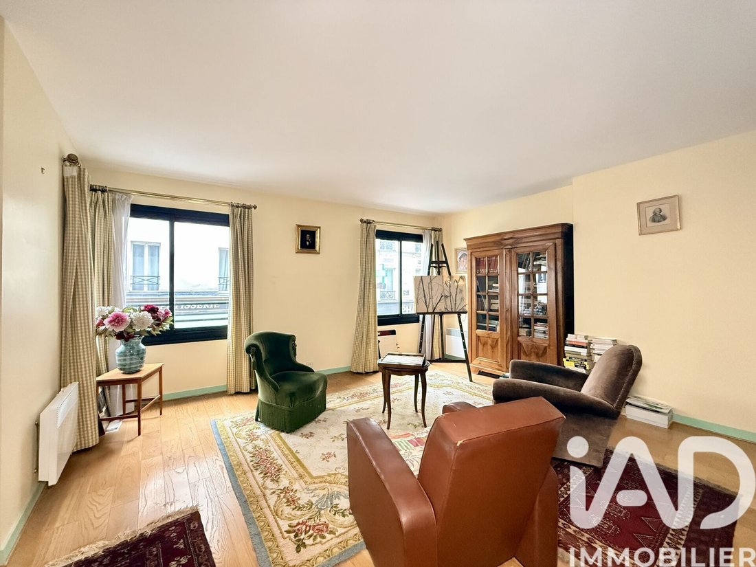 Apartment in Perouses, Paris, Ile-de-France 1 - 17312150