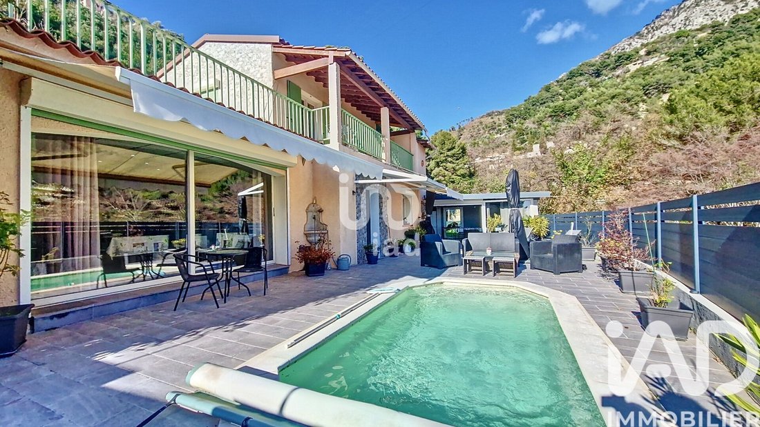 House in Castellar, Provence-Alpes-Côte d'Azur, France 4 - 17312901