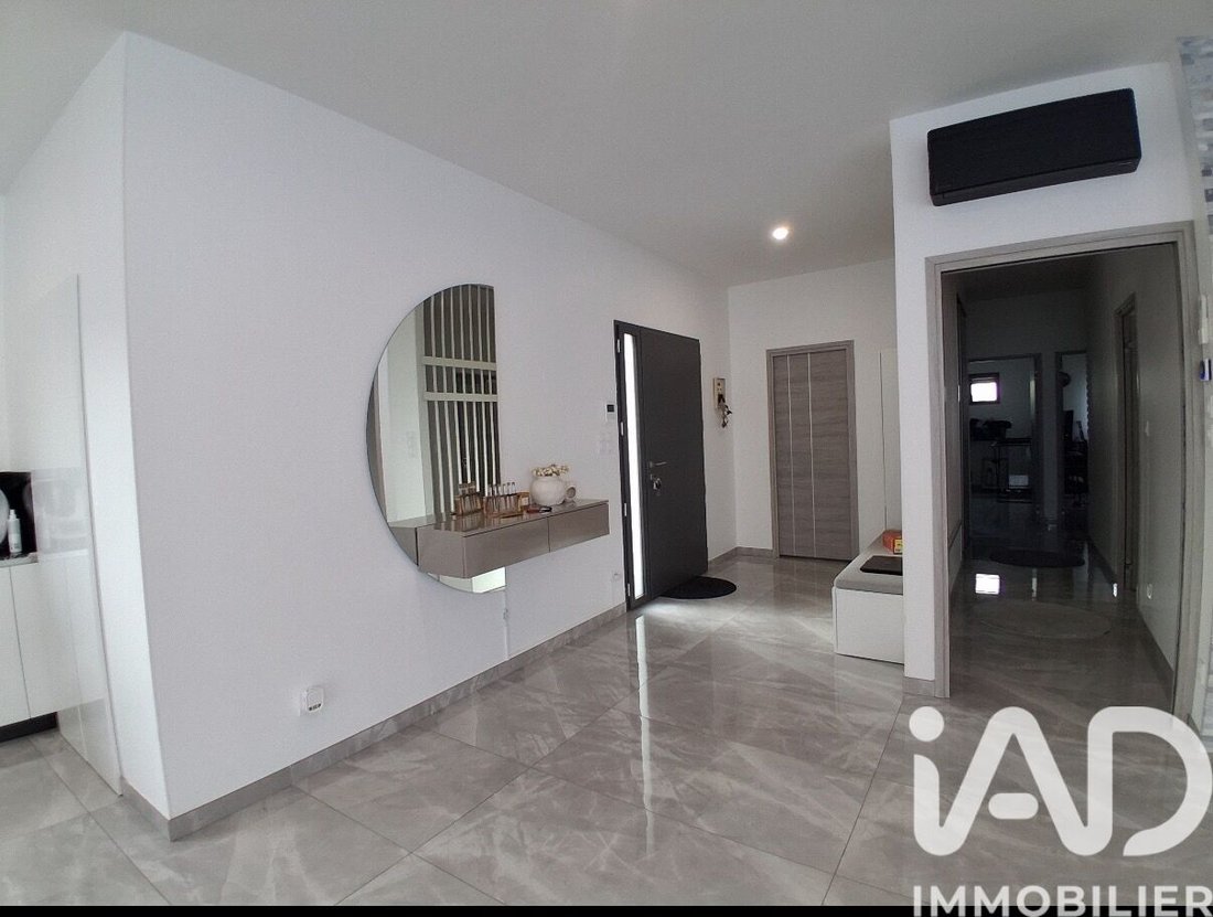 House in Crissey, Bourgogne – Franche-Comté, France 2 - 17059950