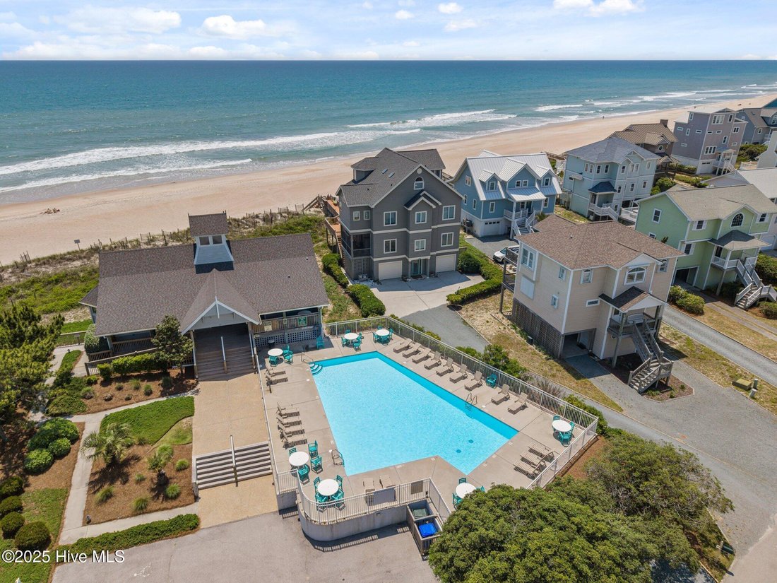 House in North Topsail Beach, North Carolina, United States 3 - 17319033
