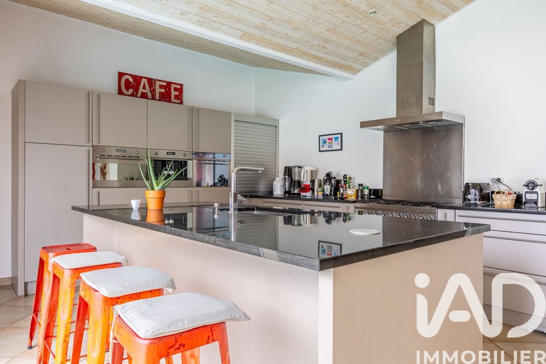 House in Yvrac, Nouvelle-Aquitaine, France 4 - 16862741