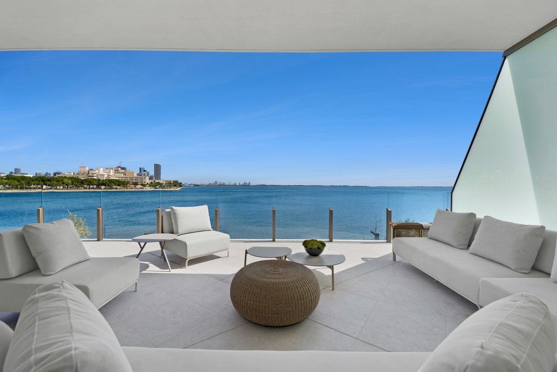 Condo in Miami, Florida, United States 1 - 17317270
