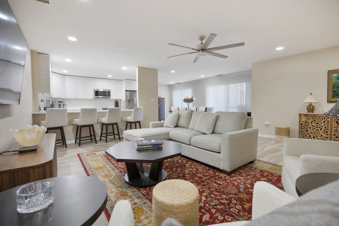 Condo in Hinsdale, Illinois, United States 4 - 17315981