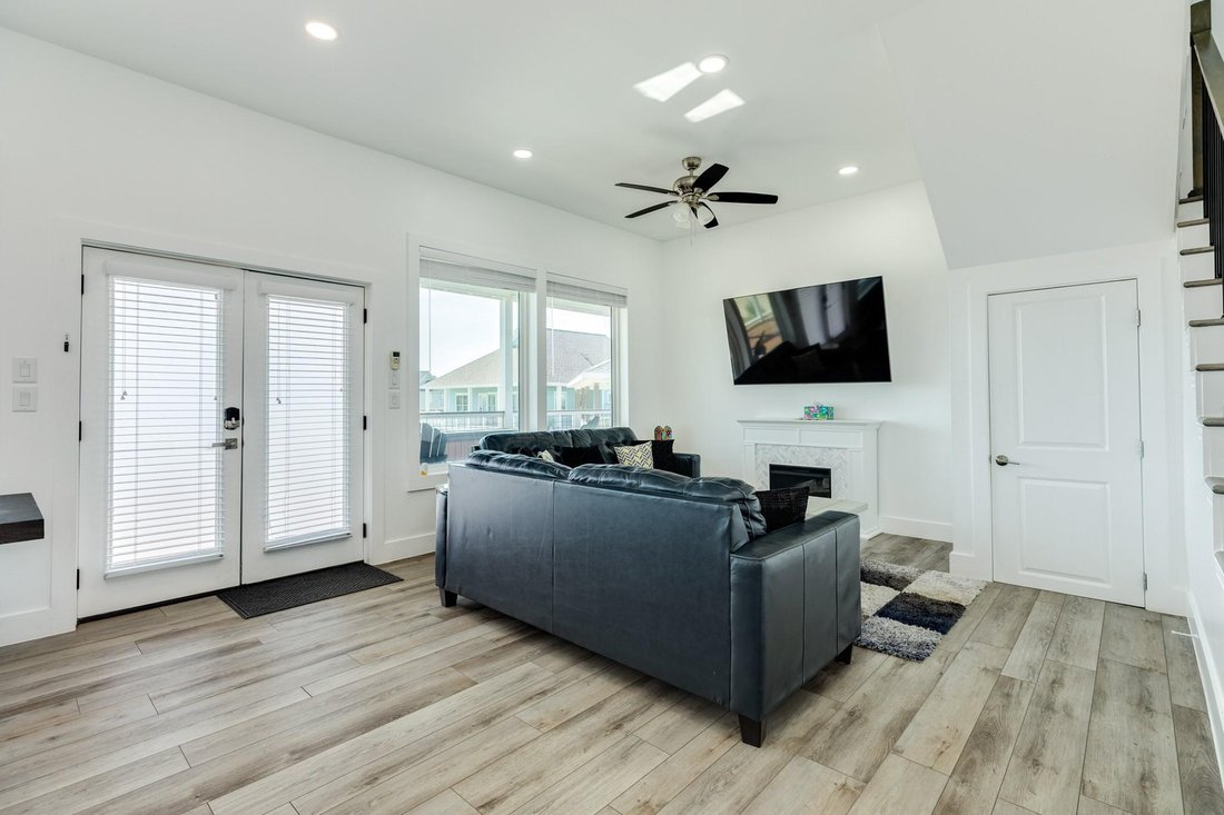 House in Galveston, Texas, United States 4 - 17317625