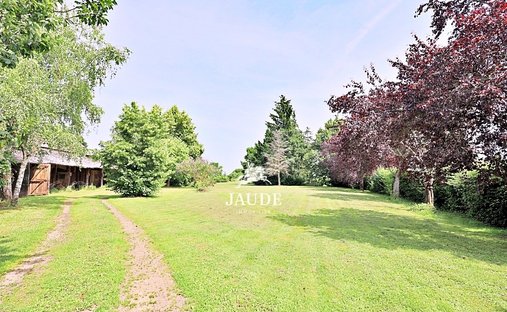 Castle For Sale In The Heart Of The Bourbonnais Countryside On A 1.5 Ha Park - 2