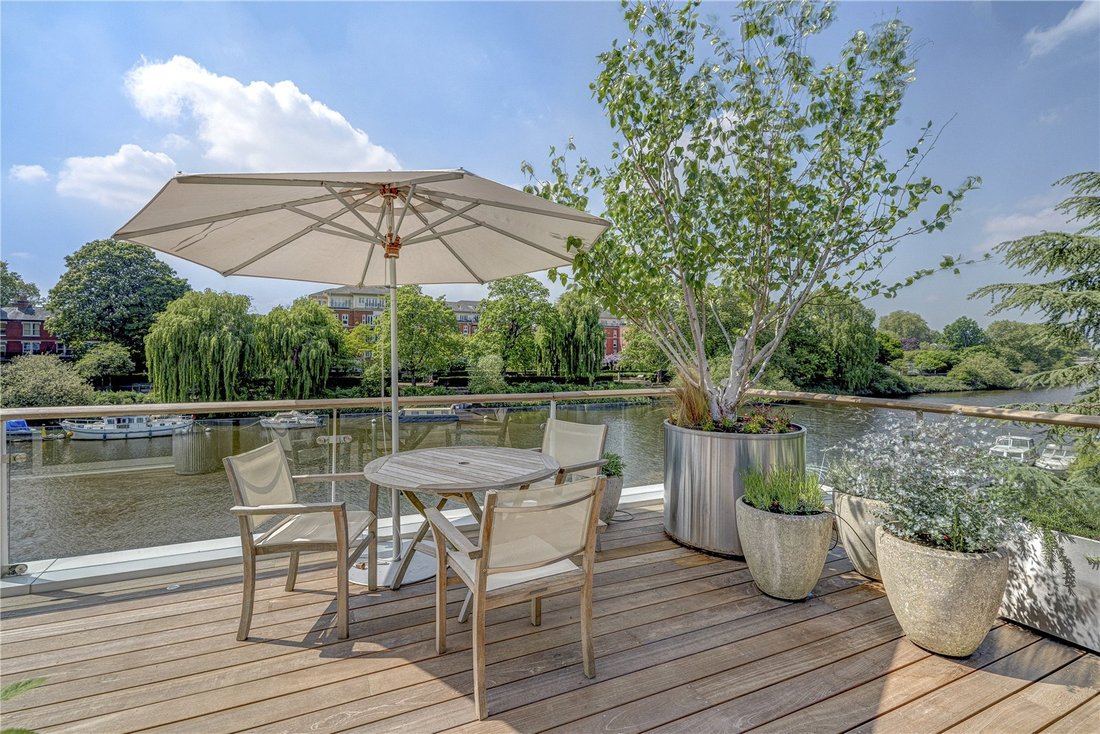 Apartment in Richmond Upon Thames, England 2 - 17311368