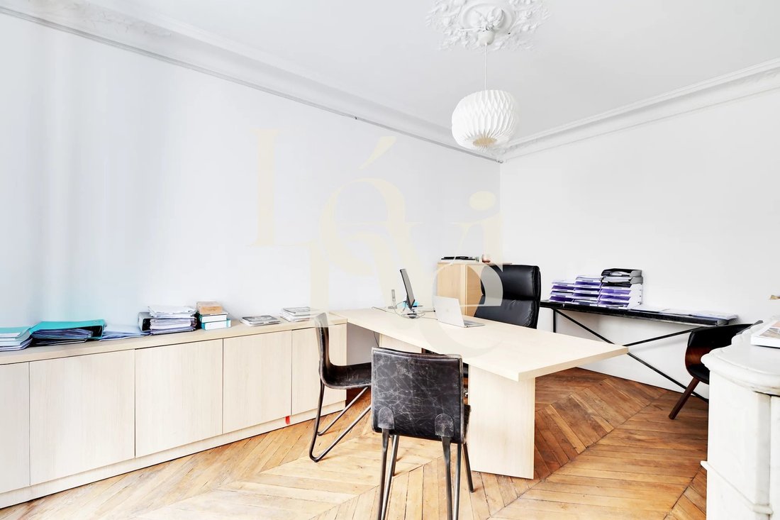 Apartment in Pereire-Malesherbes, Paris 17e Arrondissement, Paris 5 - 17317730