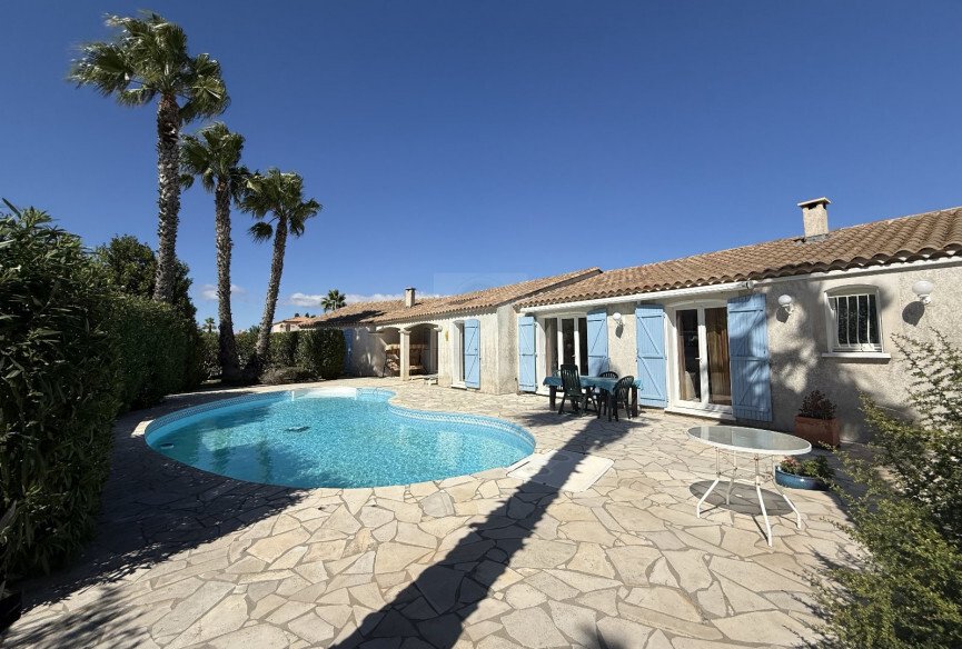 Villa in Sauvian, Occitania, France 1 - 17064026