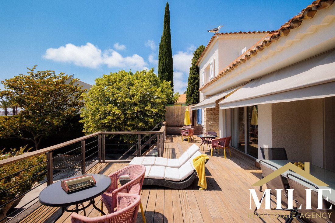 Villa en Bandol, Provenza-Alpes-Costa Azul, Francia 5 - 15703540