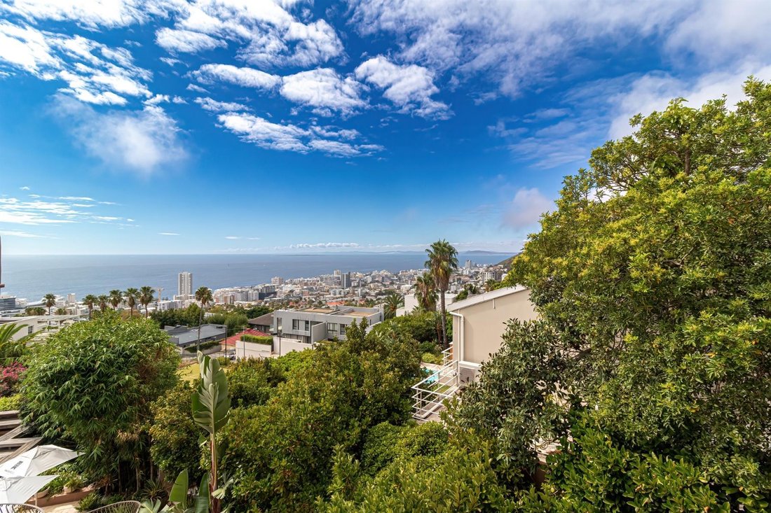 House in Fresnaye, Bakoven, Cape Town 2 - 16184970