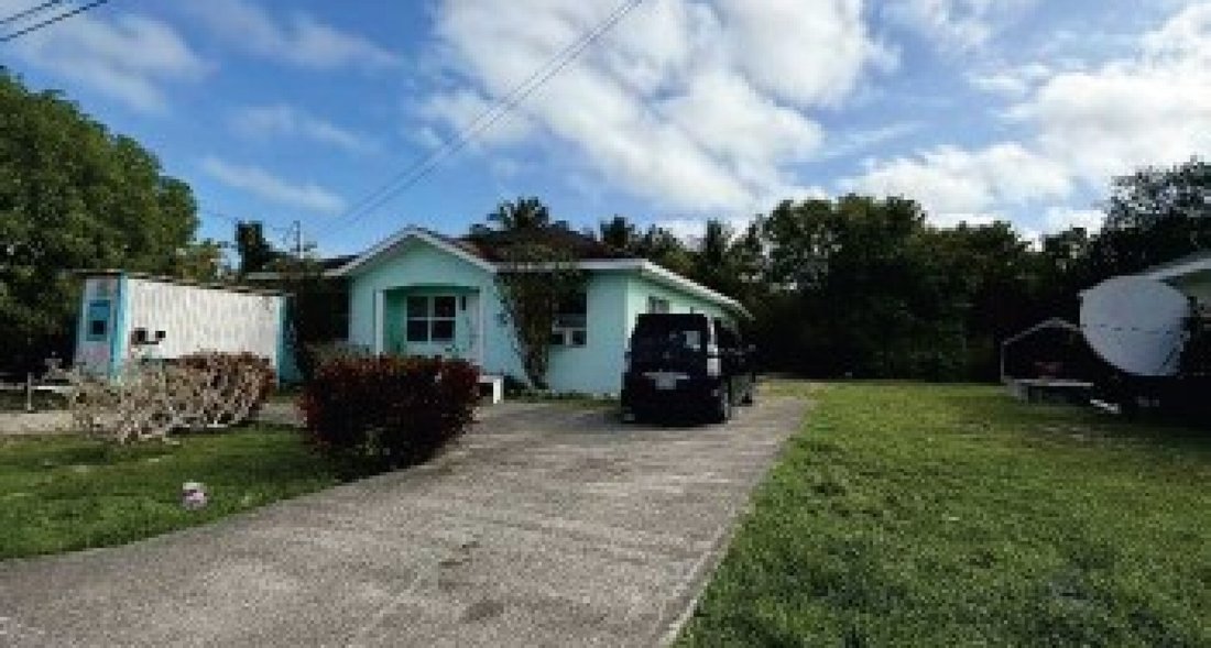 House in Savannah, Bodden Town, Cayman Islands 2 - 17314508