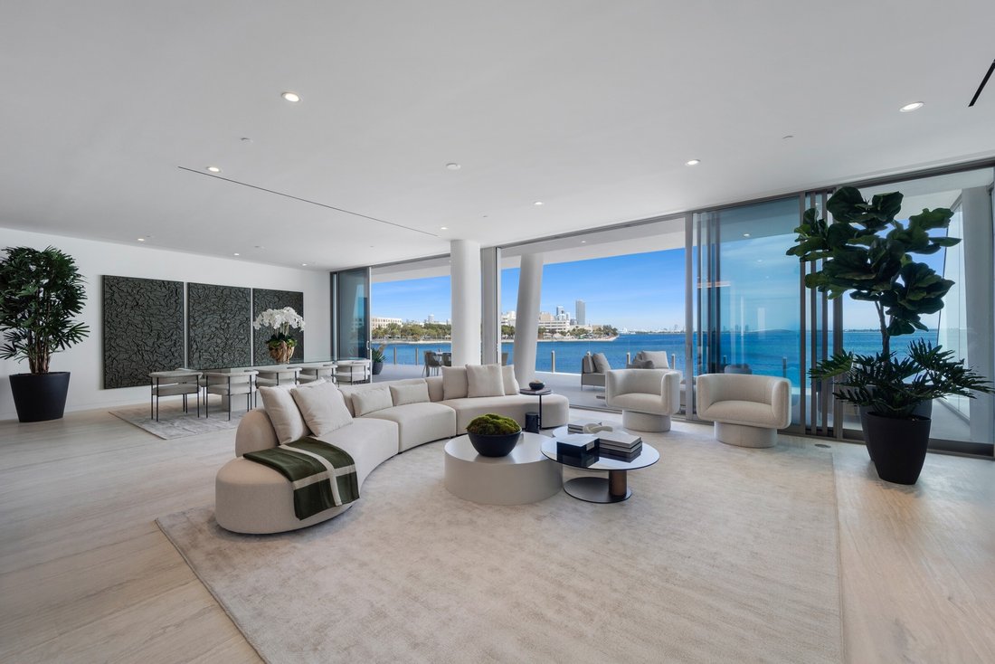 Condo in Miami, Florida, United States 4 - 17317270