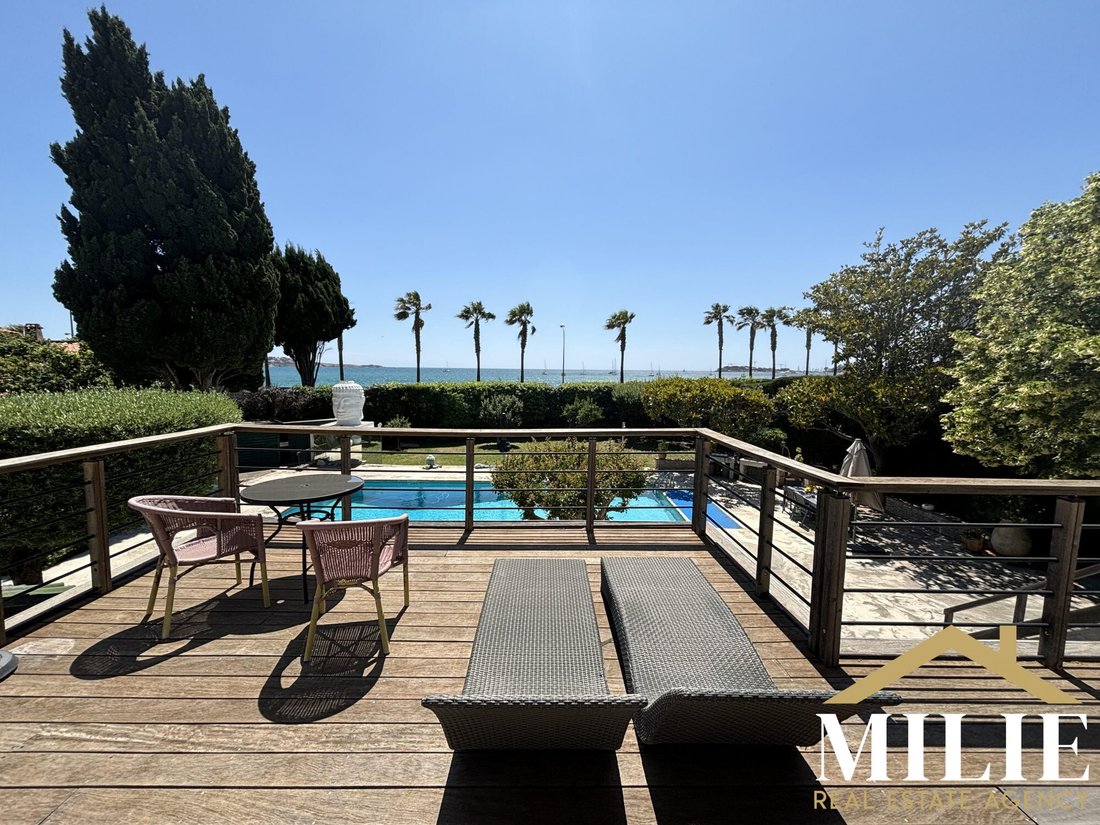 Villa en Bandol, Provenza-Alpes-Costa Azul, Francia 3 - 15703540