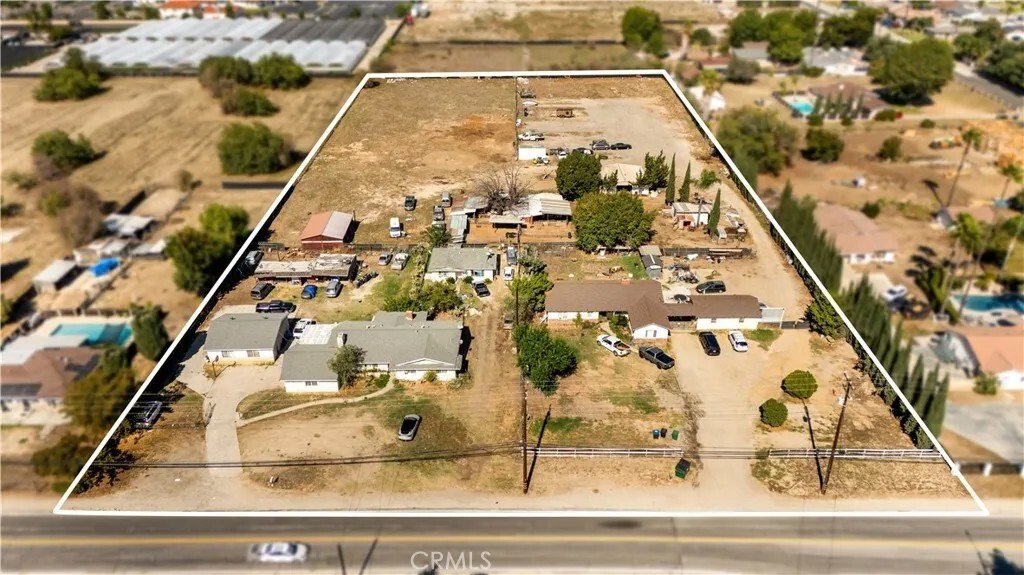House in Chino, California, United States 1 - 17323225
