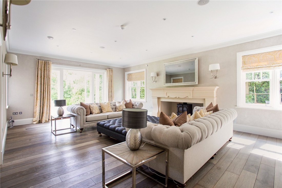 House in Crawley Down (Worth), Crawley Down, England 5 - 17313023