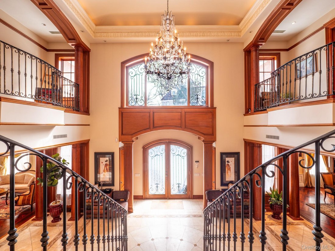 House in New York, New York, United States 5 - 17323211