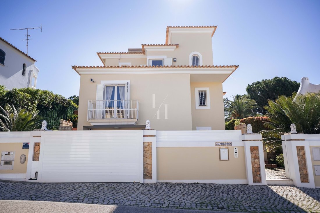 Villa in Vilamoura, Quarteira, Algarve 2 - 17311752