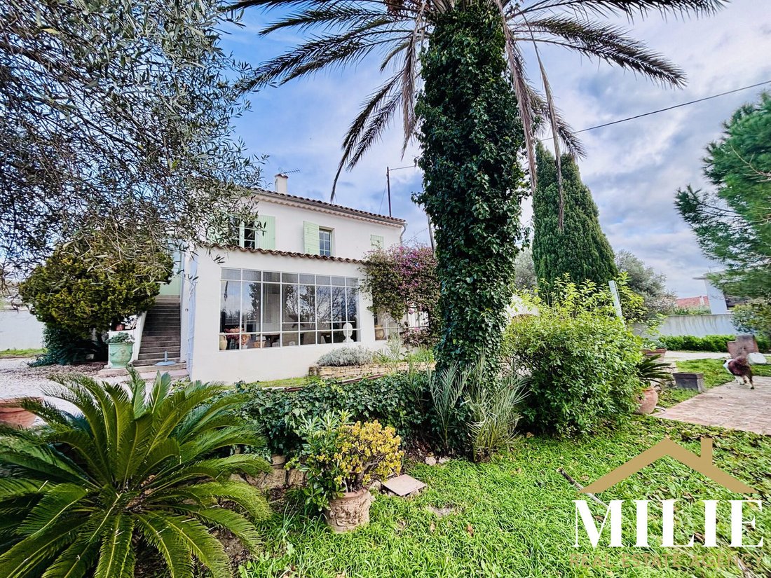 House in Sanary-sur-Mer, Provence-Alpes-Côte d'Azur, France 1 - 16954465