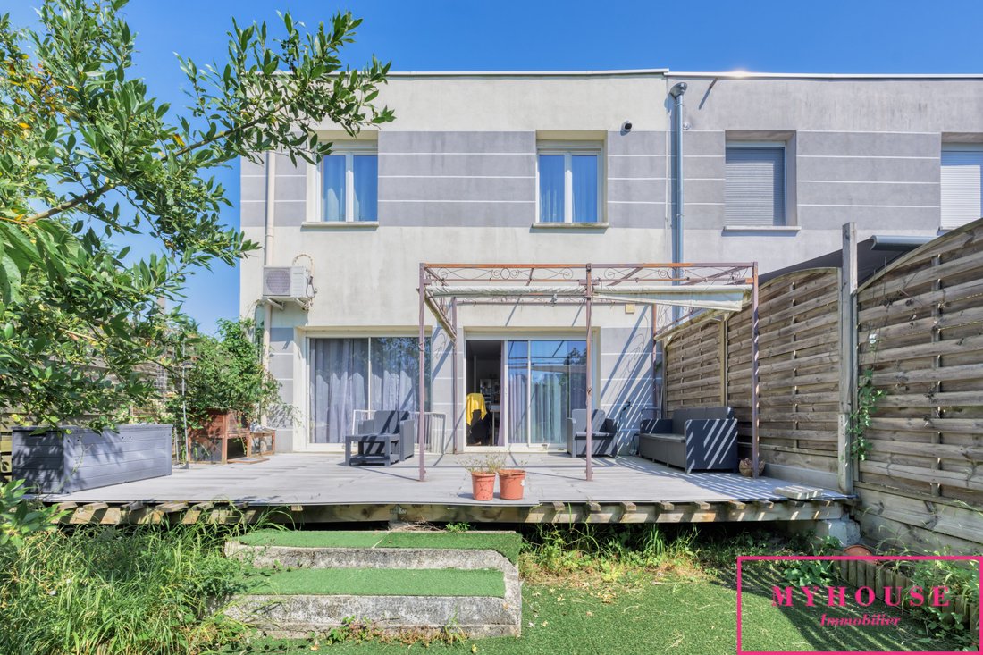 House in Champ des Oiseaux, Bagneux, France 1 - 16265246