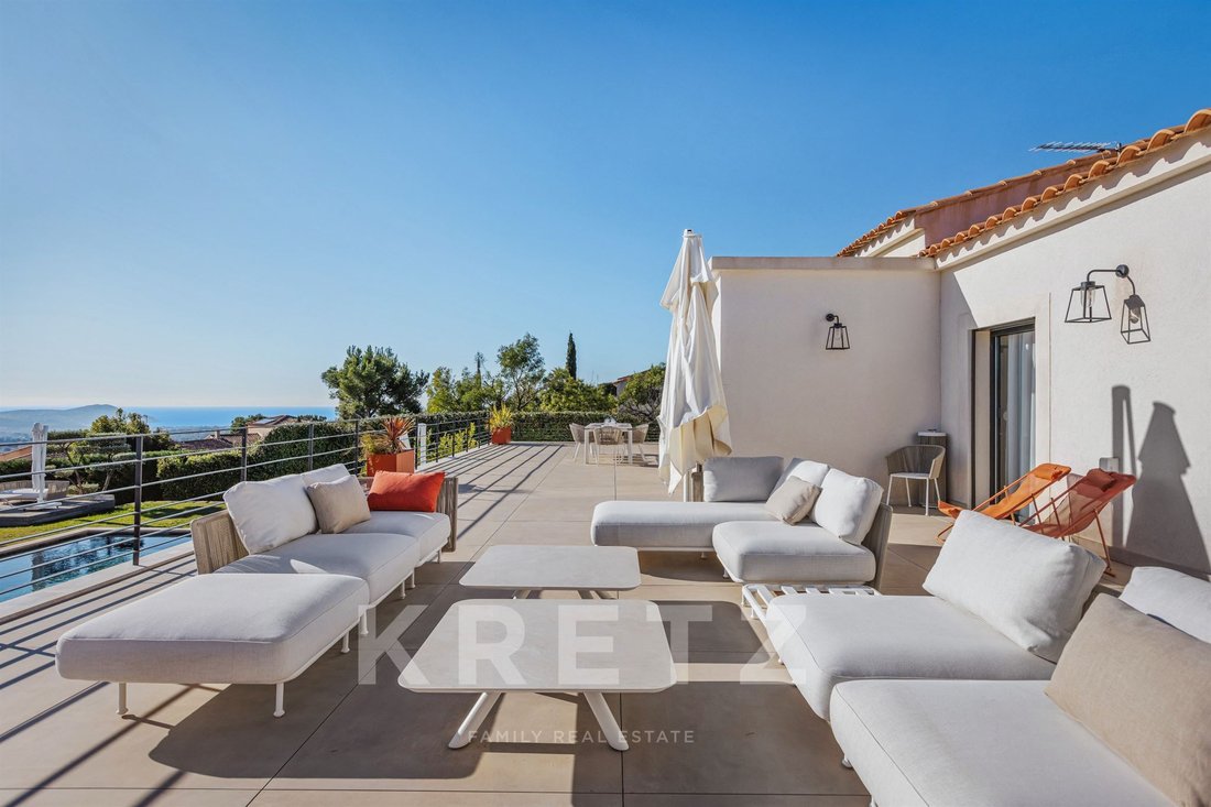House in La Cadiere-d'Azur, Provence-Alpes-Côte d'Azur, France 3 - 17311088