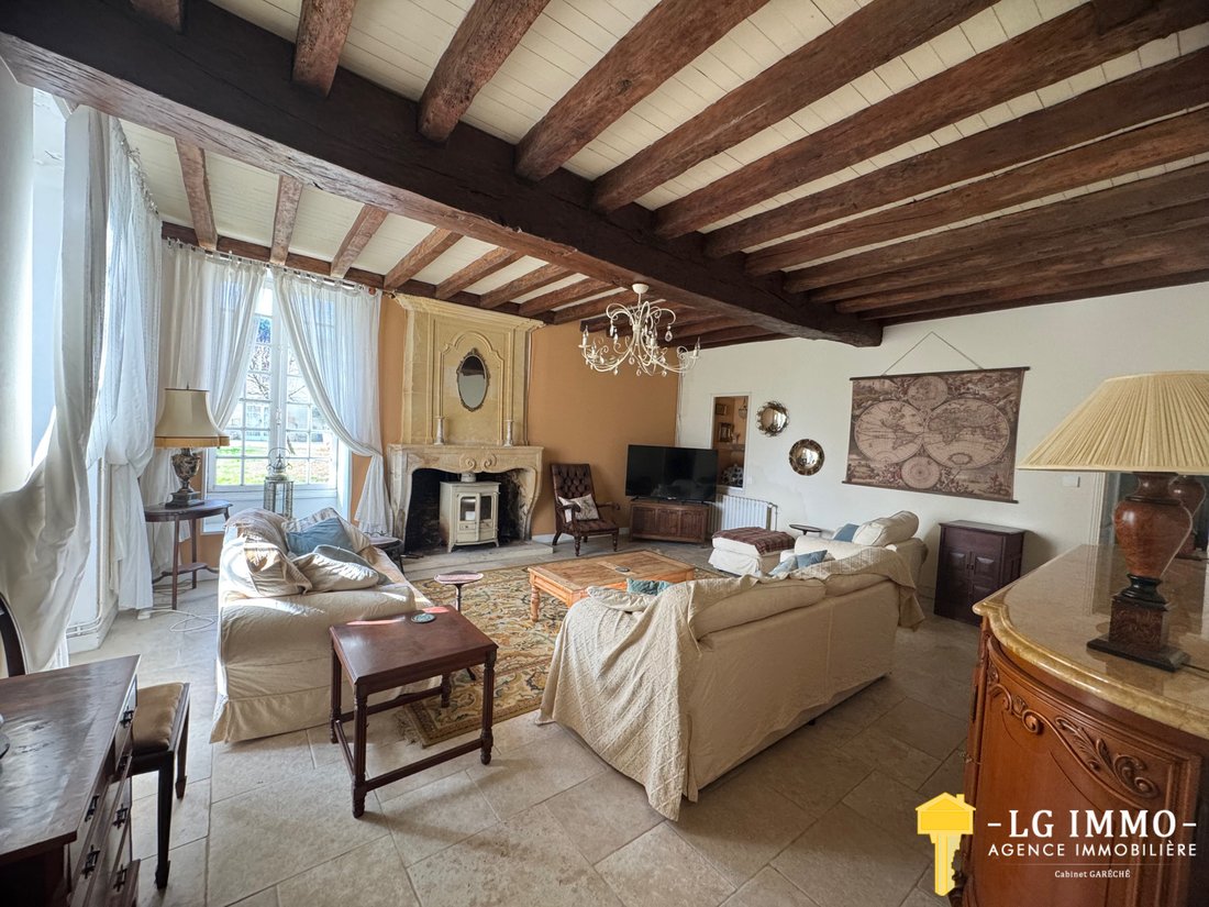 House in Saint-Sigismond-de-Clermont, Nouvelle-Aquitaine, France 2 - 17313295