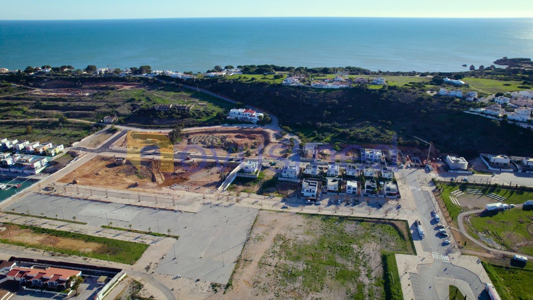 Land in Olhos de Agua, Algarve, Portugal 1 - 16820386
