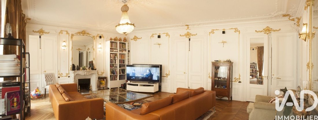 Apartment in Hoche-Friedland, Paris 8e Arrondissement, Paris 2 - 17318276
