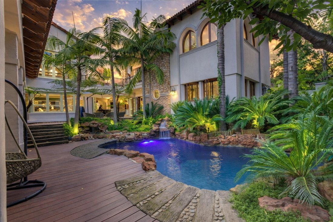 House in Sandton, City of Johannesburg Metropolitan Municipality, South Africa 1 - 17311645