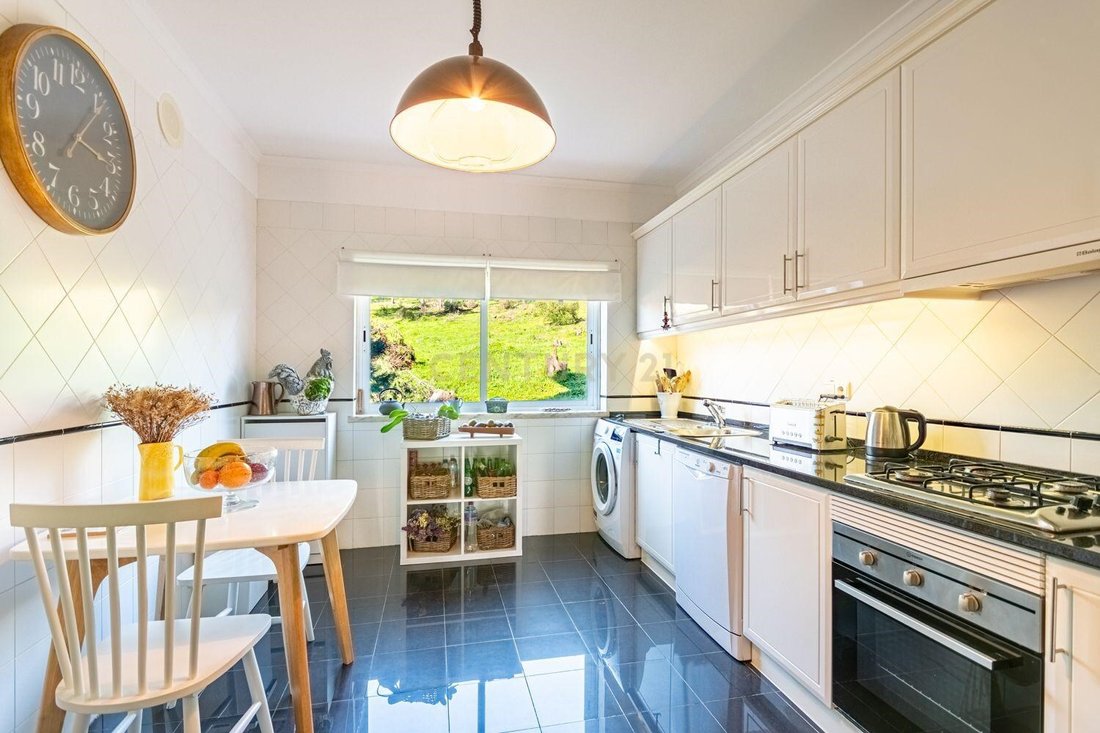 Apartment in Carcavelos e Parede, Lisbon, Portugal 3 - 17313925