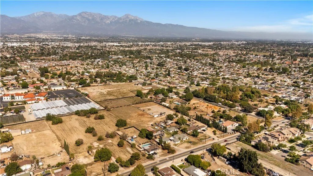 House in Chino, California, United States 3 - 17323225