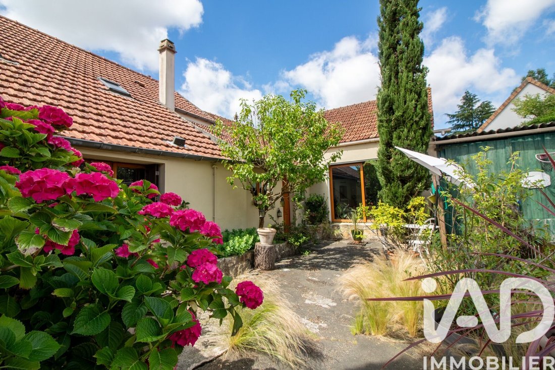 House in Saint-Germain-de-la-Grange, Ile-de-France, France 1 - 17313704