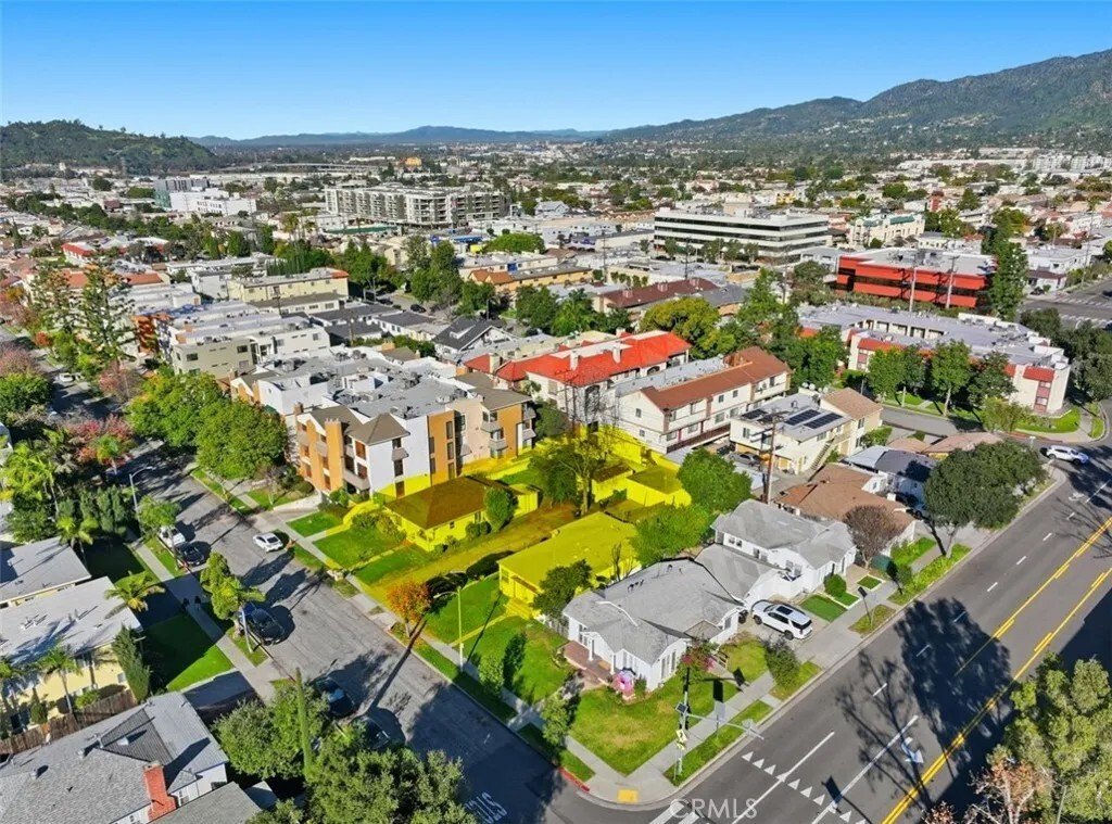 Townhouse in Glendale, California, United States 1 - 17317548