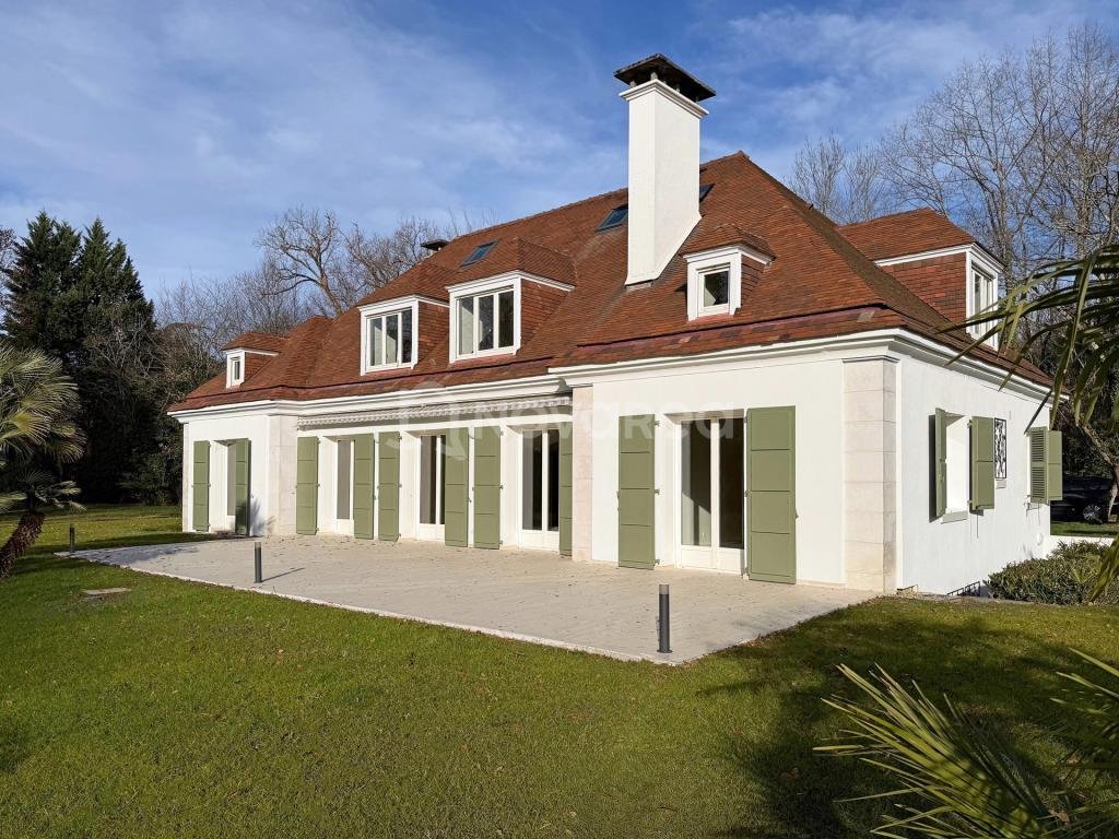 House in Pau, Nouvelle-Aquitaine, France 3 - 17061973