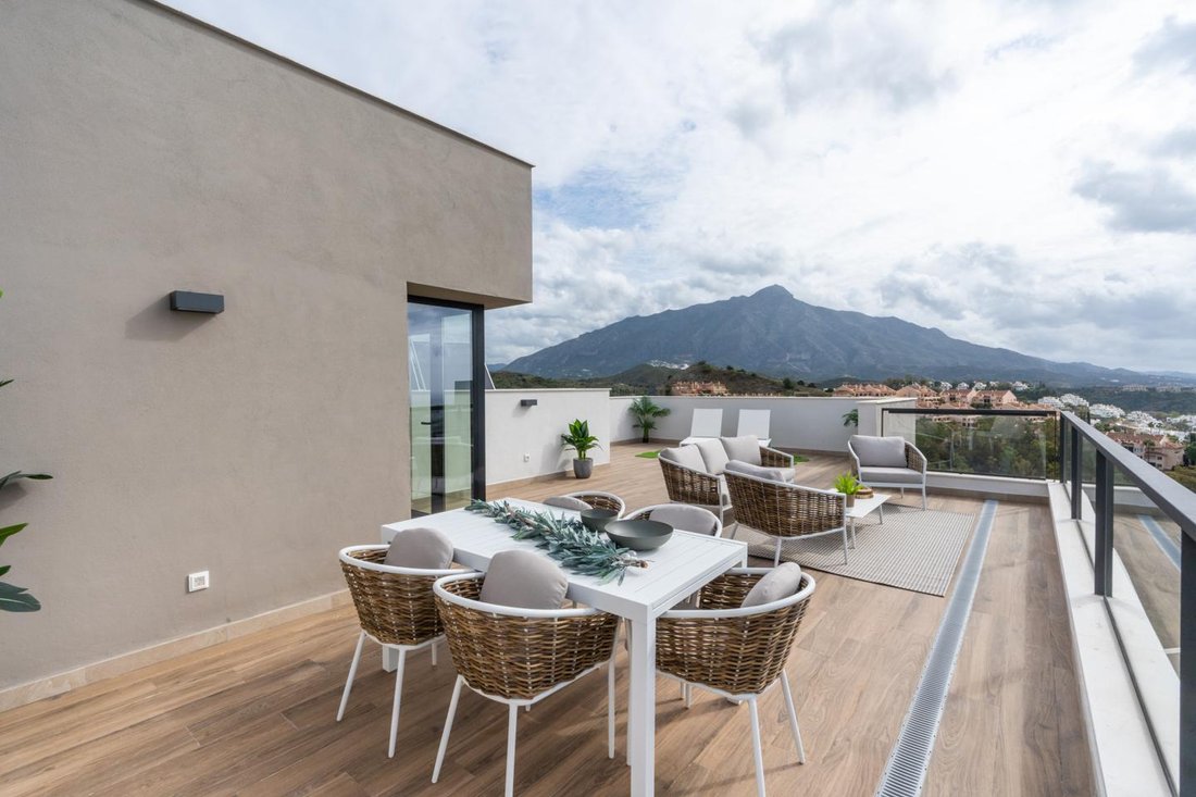 Attico a Nueva Andalucía, Marbella, Spagna 2 - 17315825