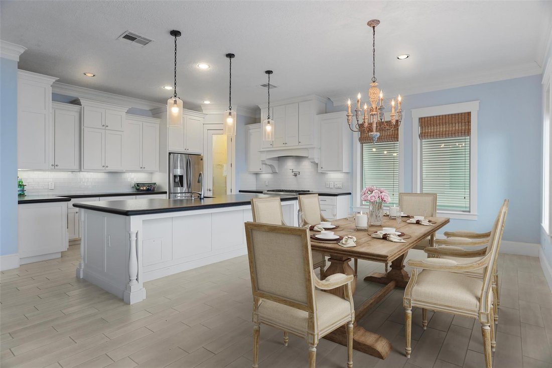 House in Galveston, Texas, United States 5 - 17313305