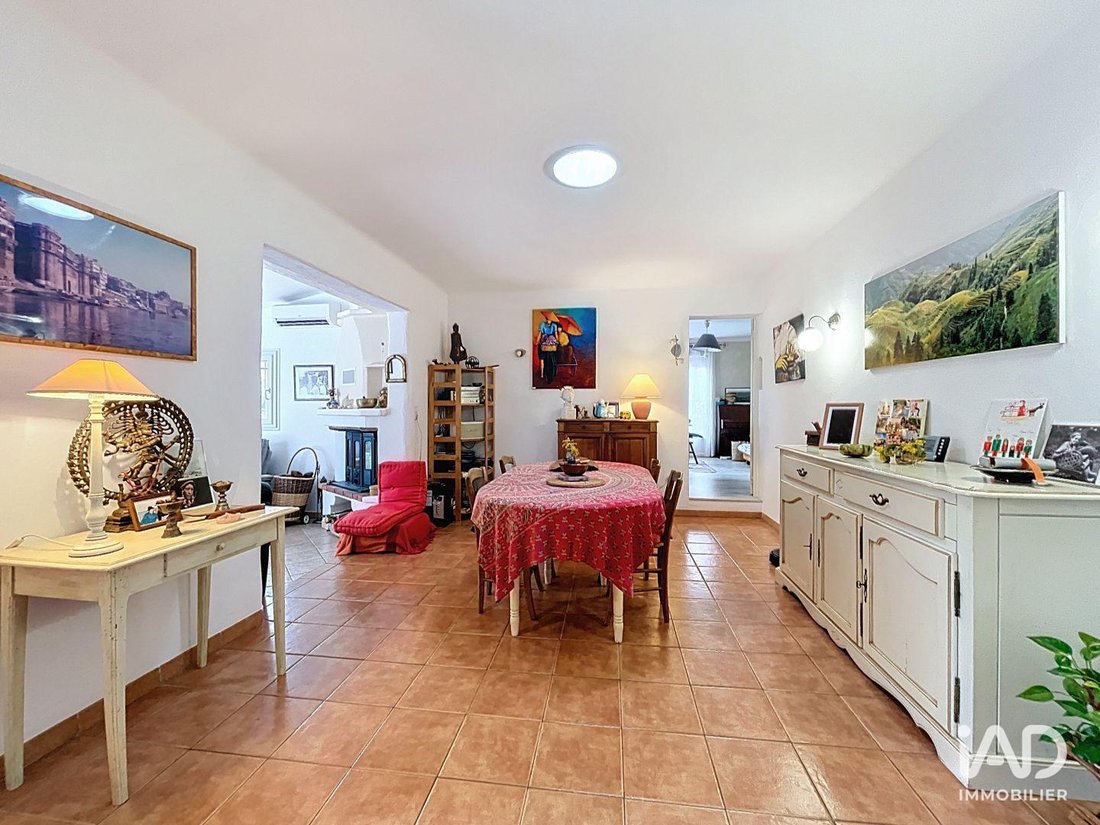 House in Saint-Paul-en-Forêt, Provence-Alpes-Côte d'Azur, France 5 - 17318371