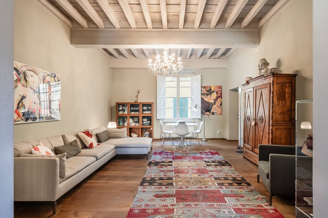 Apartment in Historic Center, Lucca, Tuscany 1 - 17317114