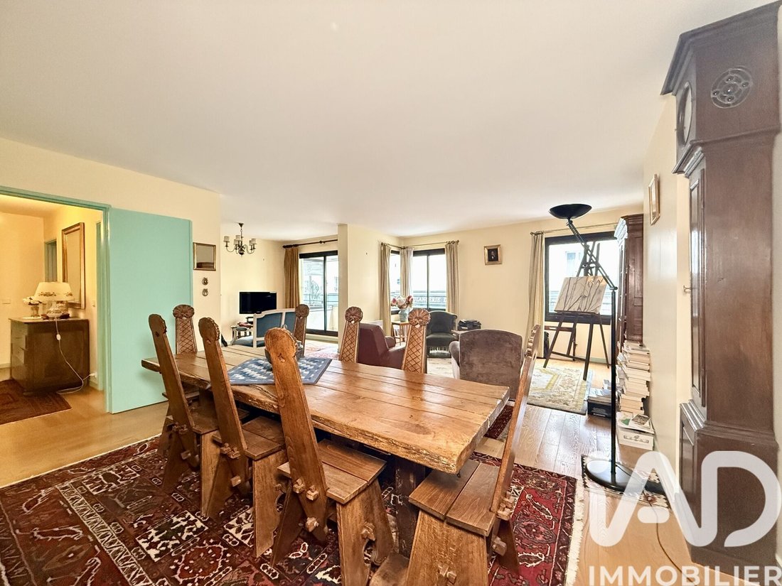 Apartment in Perouses, Paris, Ile-de-France 4 - 17312150