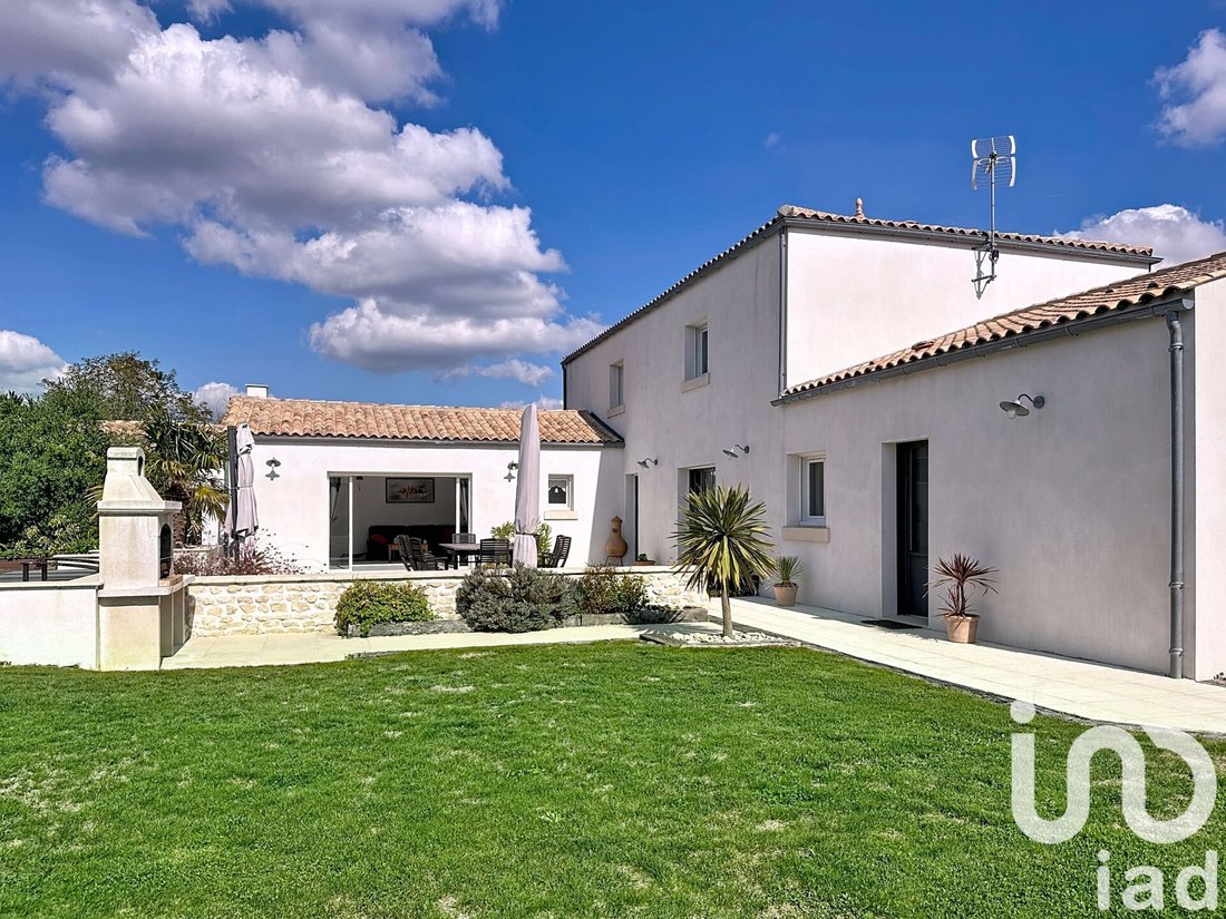 House in Bourgneuf, Nouvelle-Aquitaine, France 3 - 17312076