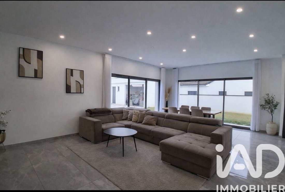House in Crissey, Bourgogne – Franche-Comté, France 3 - 17059950