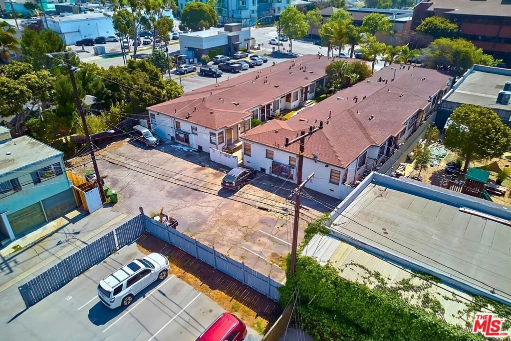 Santa Monica, California, United States 5 - 17312539