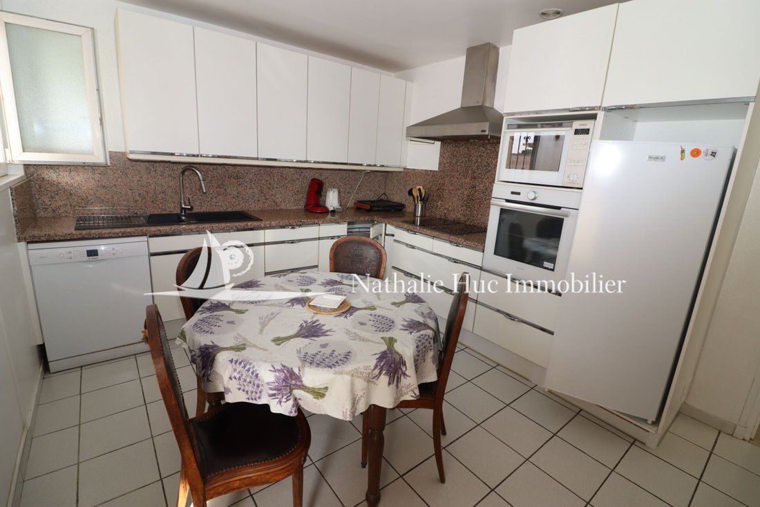 Villa in Vllage Centre, Canet-en-Roussillon, France 4 - 17317827